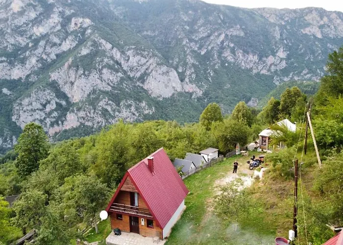 Ethno Cottage Momo Tepca